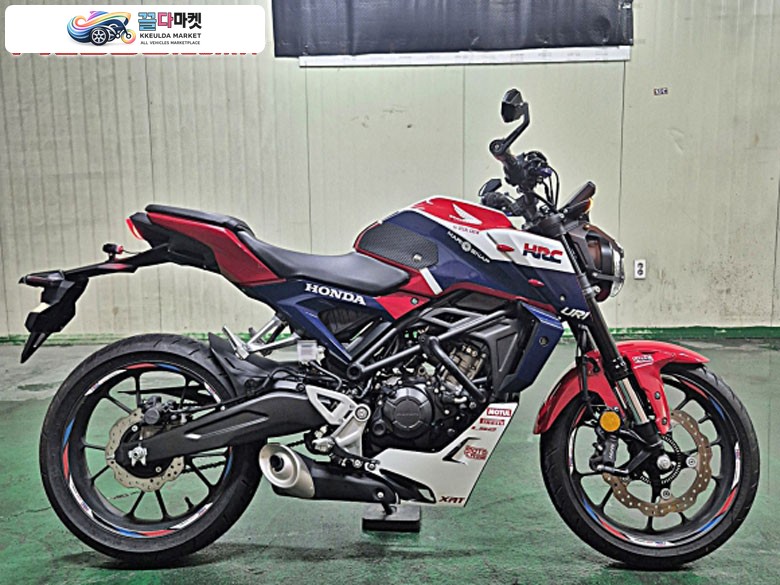 혼다 CB 125 R 2024년식 혼다 CB125R/24년식/7천km/출퇴근용/입문용/판매합니다