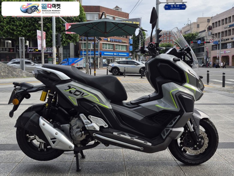 키웨이 비에스테 XDV 300 2023년식 XDV 300 짧은 키로수 신품급...