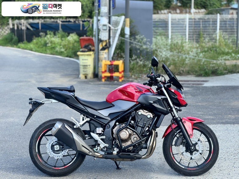 혼다 CB 500 F 2021년식 cb500f 21년식 4천키로 신차급 관리잘되며 경정비 완료 판매합니다