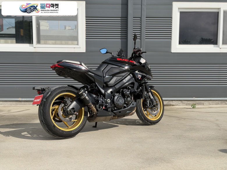 스즈끼 GSX S 1000 2020년식 스즈키 카타나 1000s 개꿀매 급매합니다.
