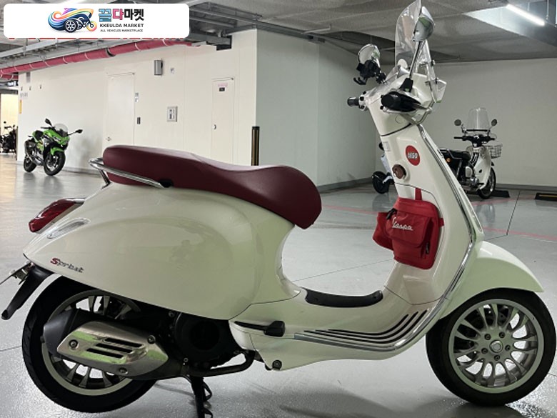 베스파 스프린트 125 3V 2016년식 깔끔한 All 순정! 감성 끝판왕! 16년식 베스파 스프린트 125 3v 판매합니다.