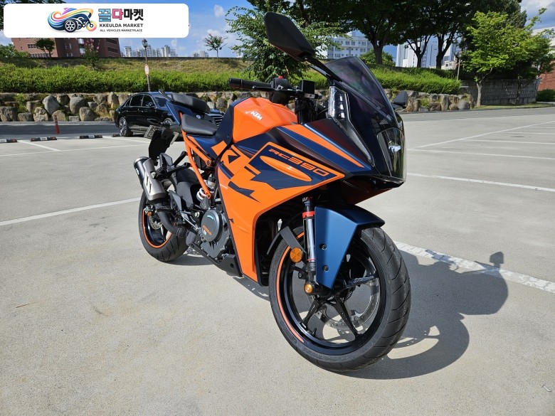 KTM RC 390 2023년식 RC390 546km  신차