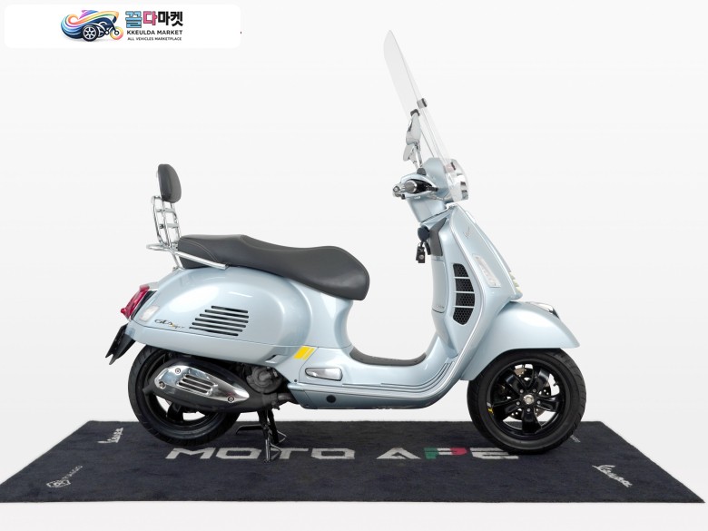 베스파 GTS 300 슈퍼테크 2022년식 [베스파 모토아페]22년식 GTS 300 슈퍼테크 중고차량, 무이자카드,무료배송