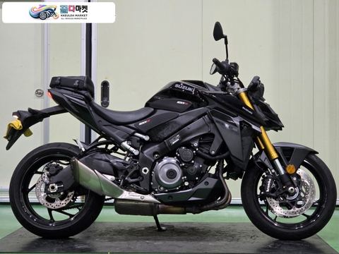 스즈끼 GSX S 1000 2024년식 스즈키GSX-S1000 24년식 6천km신차급 최저가 판매 합니다.
