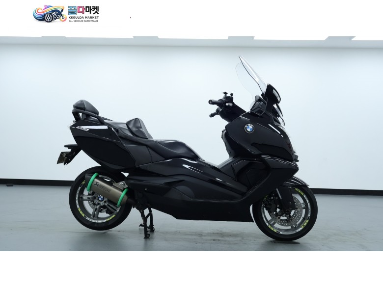BMW C 650 GT 2015년식 [ 매버릭바이크 ] / 아크라포빅 배기 시스템이 적용된 BMW C650GT 판매합니다.