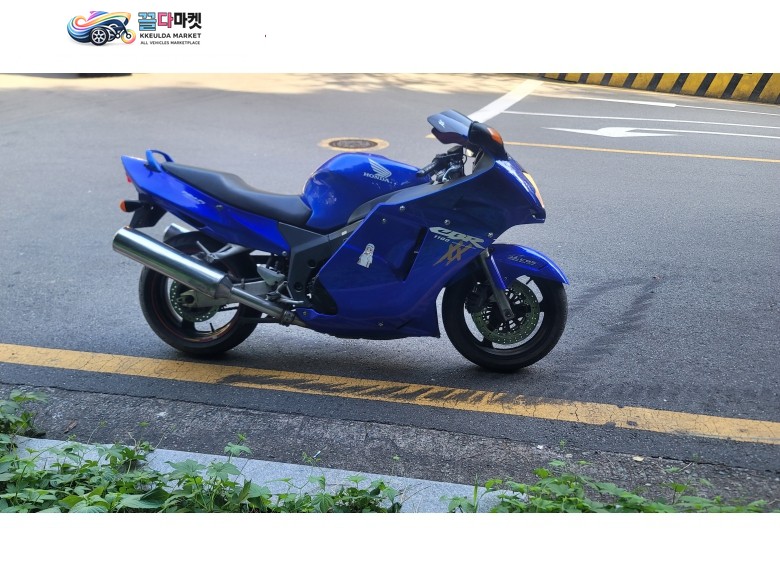 CBR 1100 XX