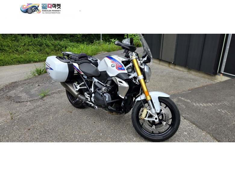 BMW R 1250 R 2022년식 BMW R1250 R 팝니다.