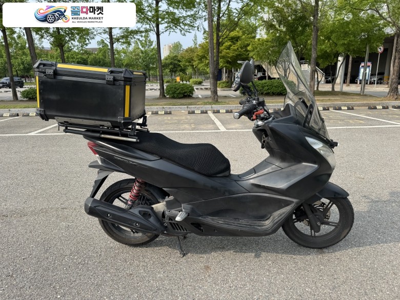 혼다 PCX 150 2015년식 혼다 pcx150 15년형 블랙컬러 짧은키로수 팝니다