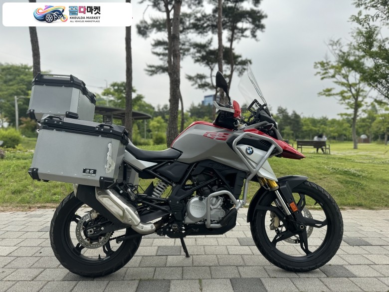 BMW G 310 GS 2018년식 BMW G310GS 18년 삼박스 튜닝 생활옵션 짧은키로수 팝니다