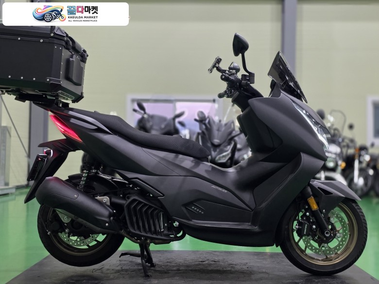 존테스 125 D 2025년식 존테스125D 26년형 신차컨디션차량 3천km짧은키로수 최저가 판매합니다
