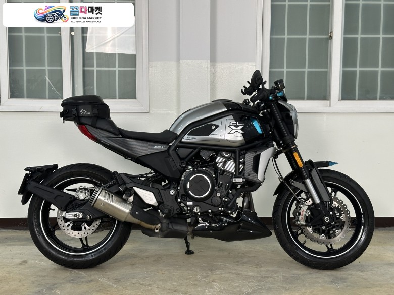 CF모토 700 CLX 스포츠 2023년식 2023년식 CF모토-700CLX 스포츠/9,000KM/**당일 출고**