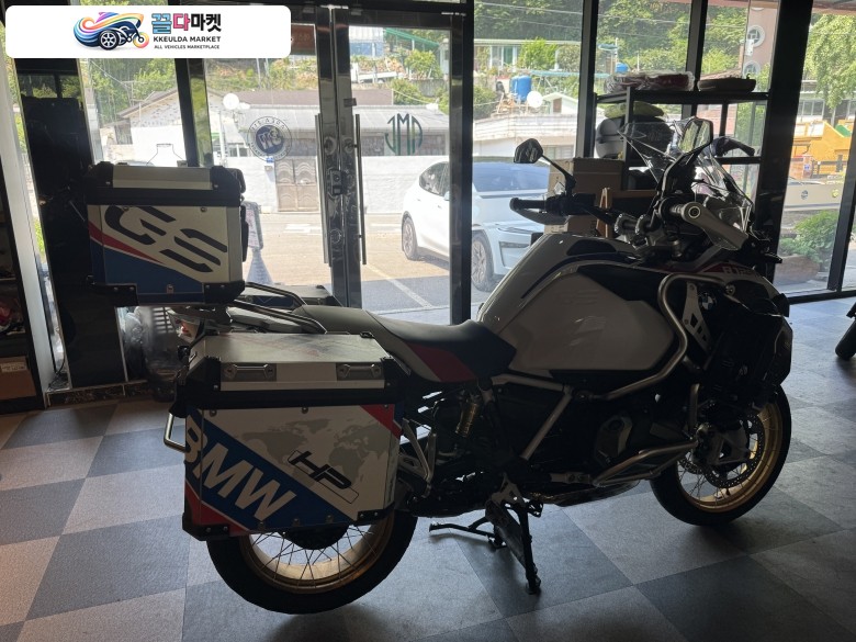 BMW R 1250 GS 어드벤처 2022년식 R1250GSA 로우서스(아시안핏) 판매합니다