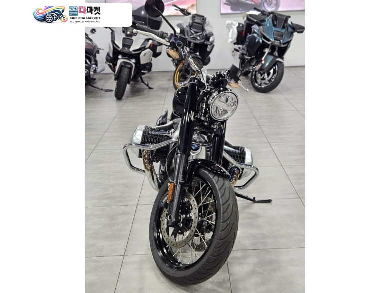 BMW R 18 2022년식 총주행거리616km 상태좋은 R18 베이직 모델 판매합니다.