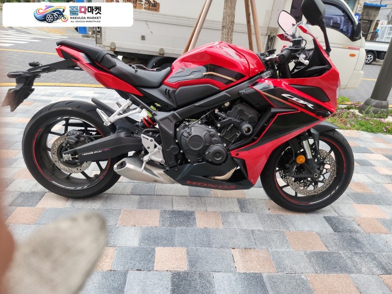 혼다 CBR 650 R ABS 2023년식 CBR 650 RA 매물올림니다