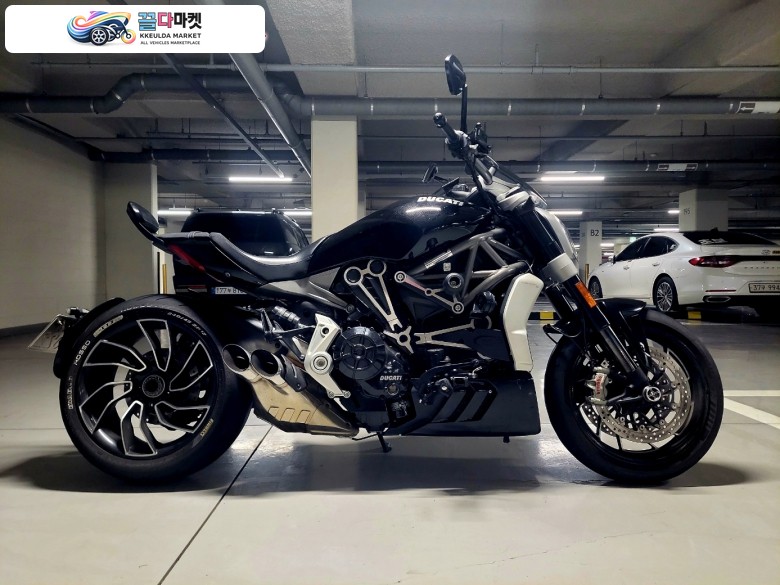 두카티 X 디아벨 S 2016년식 두카티 X디아벨S 1260cc