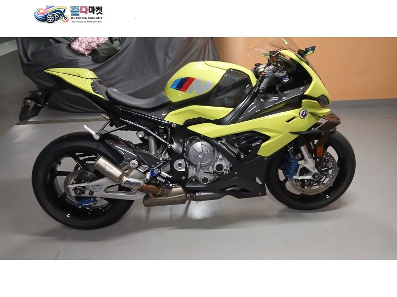 BMW M 1000 RR 2022년식 22년식 23년 6월 등록 50주년  m1000rr 컴페티션