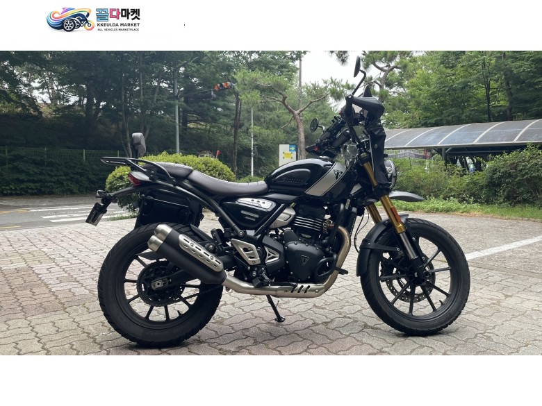 스크램블러 400 X