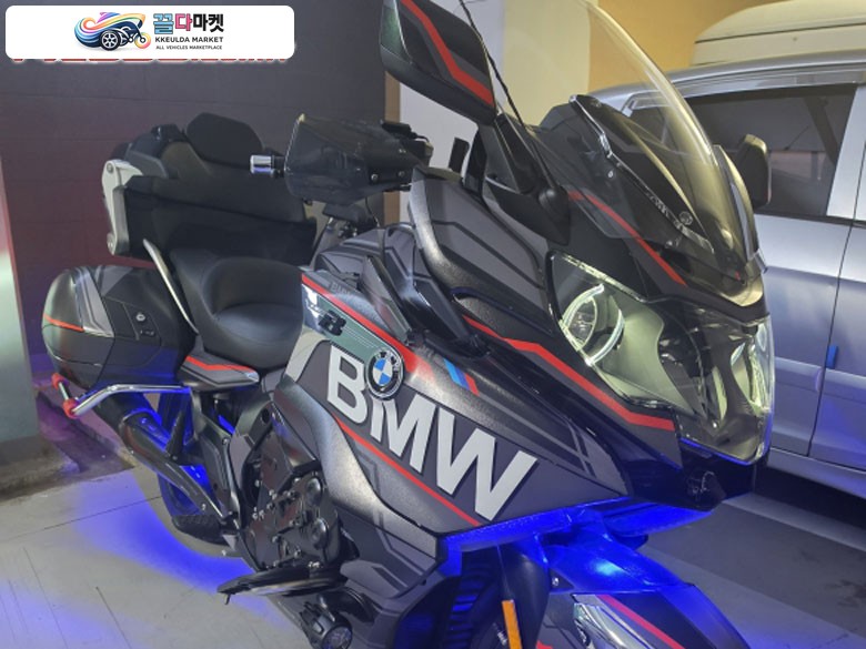 BMW K 1600 그랜드 아메리카 2021년식 2021년 K1600GA 아크라구변 차량 팝니다.