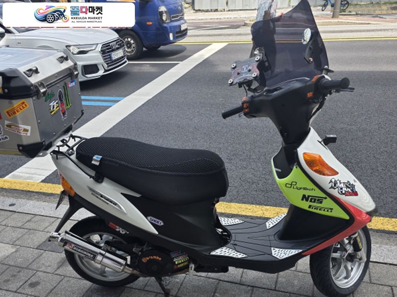 스즈끼 어드레스 V 125 G 2011년식 스즈키 어드레스 v125g 팔아요