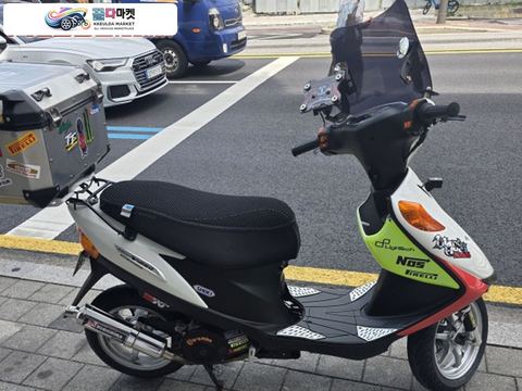 스즈끼 어드레스 V 125 G 2011년식 스즈키 어드레스 v125g 팔아요