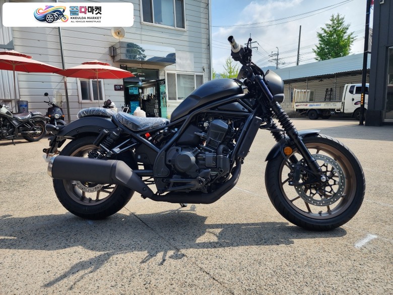 혼다 레블 1100 SE DCT 2026년식 [신차] 2026 혼다 레벨 1100 SE DCT! 매트 블랙의 압도적인 카리스마