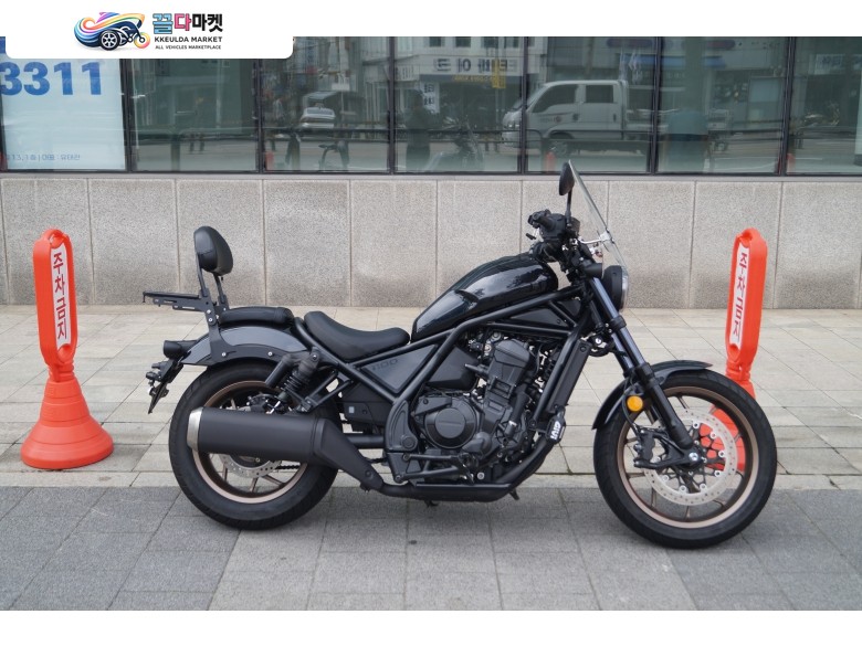 혼다 레블 1100 MT 2024년식 레블1100 MT