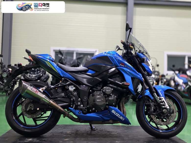 스즈끼 GSX S 750 2019년식 스즈키S750 19년식 요시무라 구조변경완료 짧은키로수 최저가 판매합니다