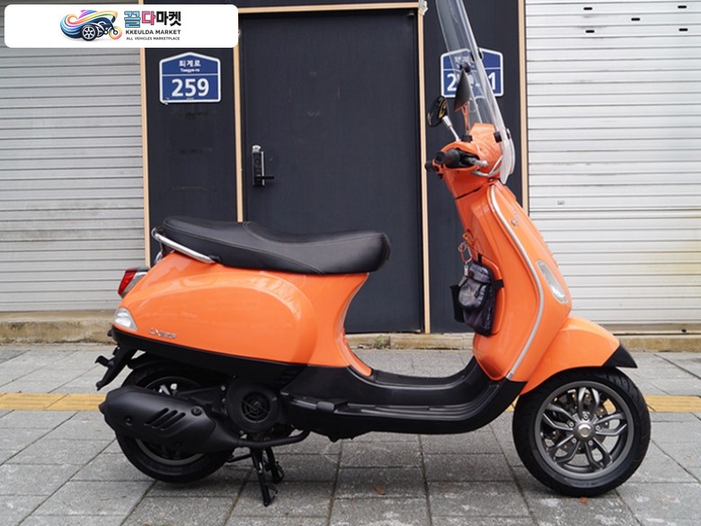 베스파 LX 125 2021년식 [복지모터스]  주행거리 10893km  / 옵션 / 대차 카드가능