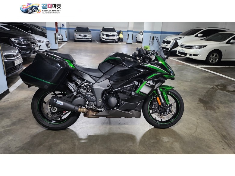 가와사키 닌자 1000 SX ABS 2021년식 가와사키 ninja1000sx 판매합니다.