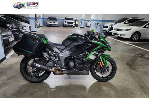 가와사키 닌자 1000 SX ABS 2021년식 가와사키 ninja1000sx 판매합니다.
