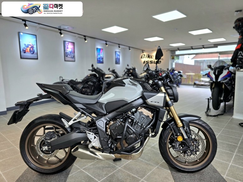 혼다 CB 650 R E 클러치 2025년식 [바이크잇슈] 특옵션 신차보증 매입대차가능 안전배송시행