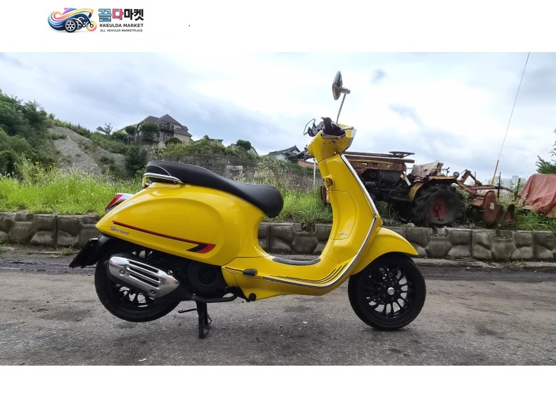 베스파 스프린트 125 ABS 2021년식 베스파 판매합니다