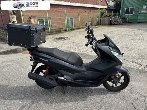혼다 PCX 125 FI 2017년식 혼다 pcx125 스마트키 블박튜닝 짧은키로수 초가성비차량