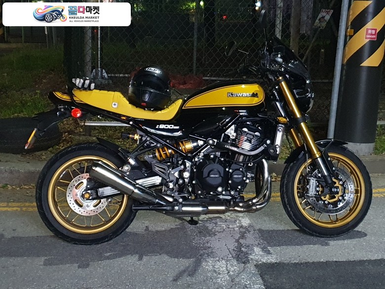 가와사키 Z 900 RS SE ABS 2022년식 z900rs se 6000천키로 판매합니다. (2023년 등록 )