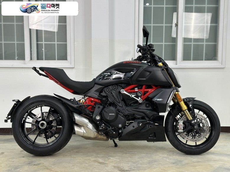 두카티 디아벨 1260 S 2022년식 ㅣ모두의바이크ㅣ 2022년식 두카티-디아벨1260S 깔끔한 바이크ㅣ판매ㅣ매입ㅣ대차ㅣ전국무료배송