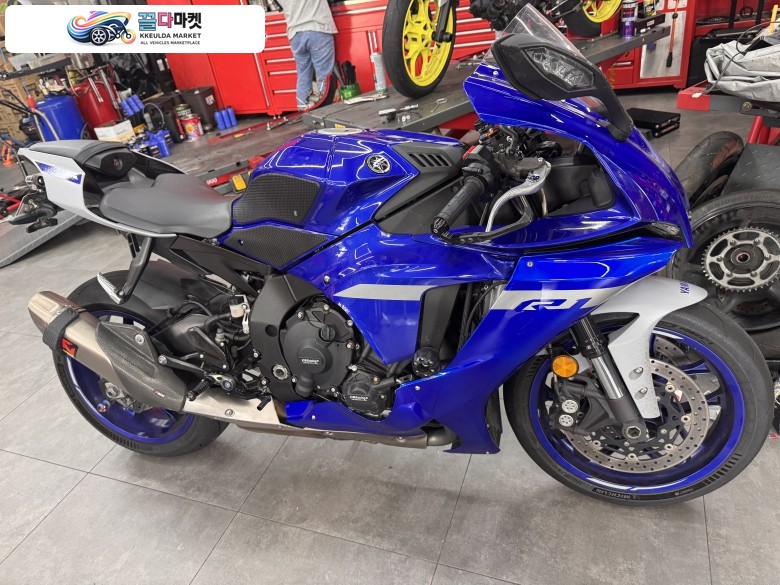 야마하 YZF R1 2020년식 2020 야마하 R1 판매합니다.