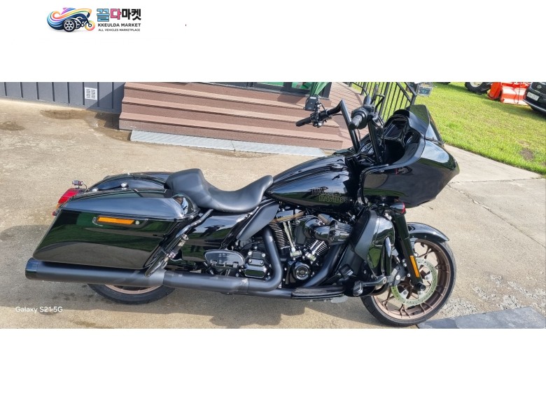 할리데이비슨 로드 글라이드 ST 2022년식 신차컨디션 로글ST판매합니다