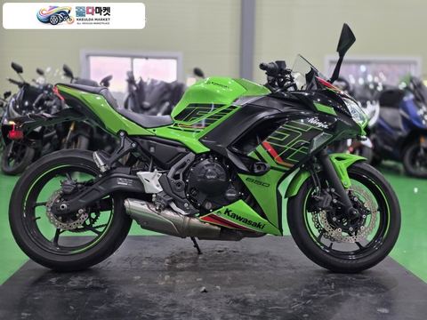 가와사키 닌자 650 ABS 2022년식 가와사키 닌자650 ABS 23년식 3만km 블랙박스2채널 최저가 판매합니다