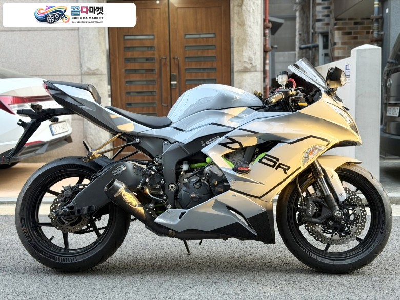 가와사키 ZX 6 R 636 2017년식 정비 끝낸 닌자636 ZX-6R 17년식 판매합니다.