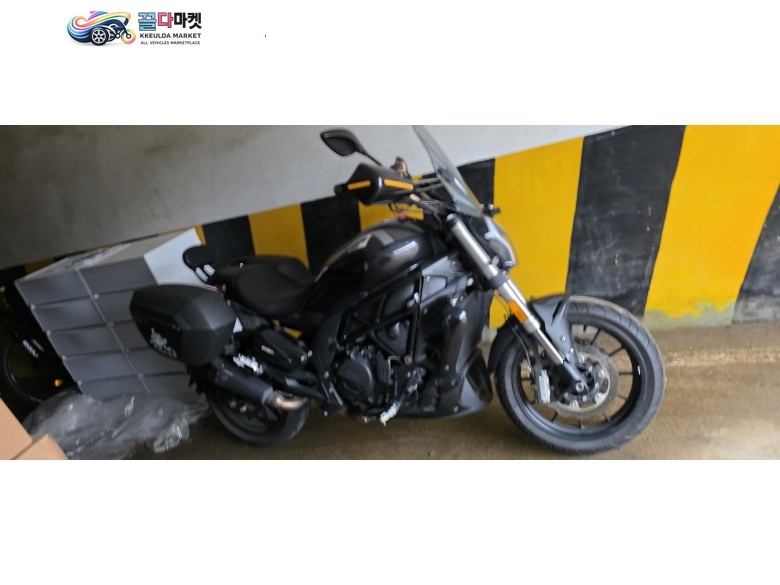 베넬리 502 C 2021년식 베넬리 502C 보냅니다