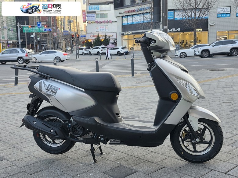 U 100