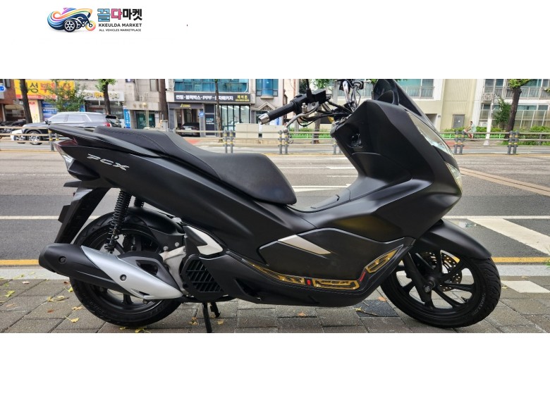 혼다 PCX 125 CBS 2020년식 pcx125 년식대비 상태최상 저렴하게분양합니다.