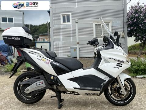아프릴리아 SRV 850 2017년식 아프릴리아 srv850 판매합니다