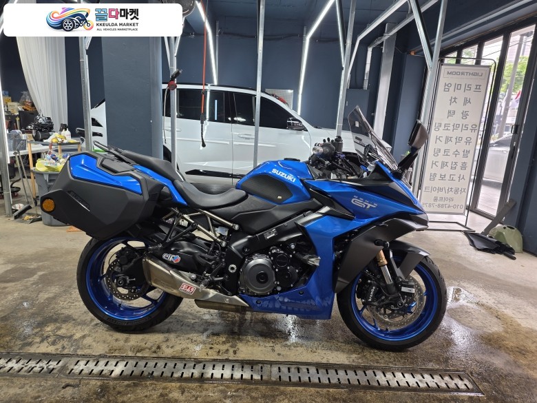 스즈끼 GSX S 1000 GT 2022년식 판매합니다