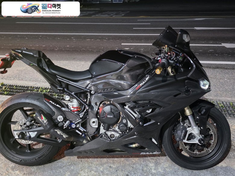 BMW S 1000 RR 2021년식 s1000rr 카본 튜닝 판매합니다