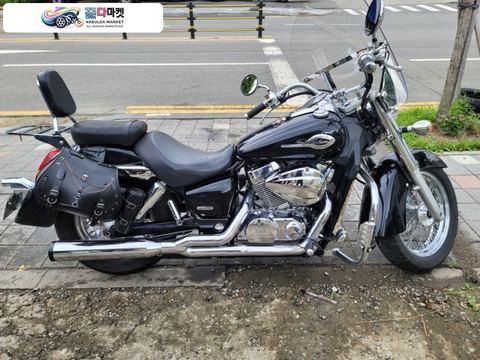 혼다 쉐도우 750 VT 2004년식 쉐도우 vt750 입니다