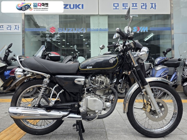 SYM 울프 125 클래식 2015년식 SYM 울프 125 2015년식 연식대비 키로수 짧고 상태 좋은 차량 판매합니다.