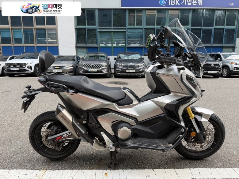 혼다 X ADV 2021년식 21년식 X-ADV750 입니다.