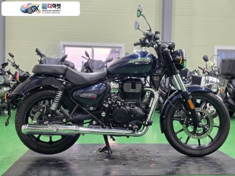 로얄엔필드 메테오 350 2021년식 로얄엔필드 메테오350 21년식 1만km깔끔한 순정 짧은키로수 최저가 판매합니다.