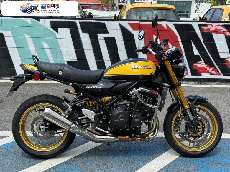 가와사키 Z 900 RS SE ABS 2024년식 2024년식 3984km 주행한 1인차주 신차급 Z900RSSE 분양중 제1금융권 현금할부 및 신용카드가능 가와사키 부산점 SN바이크